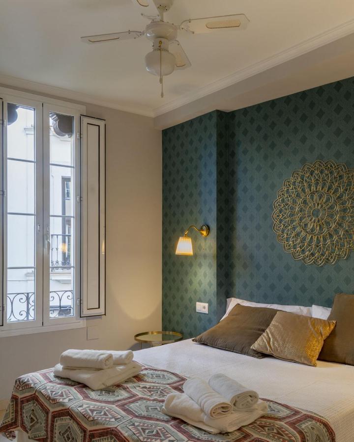 Centriko Conteros Apartment Seville Exterior photo