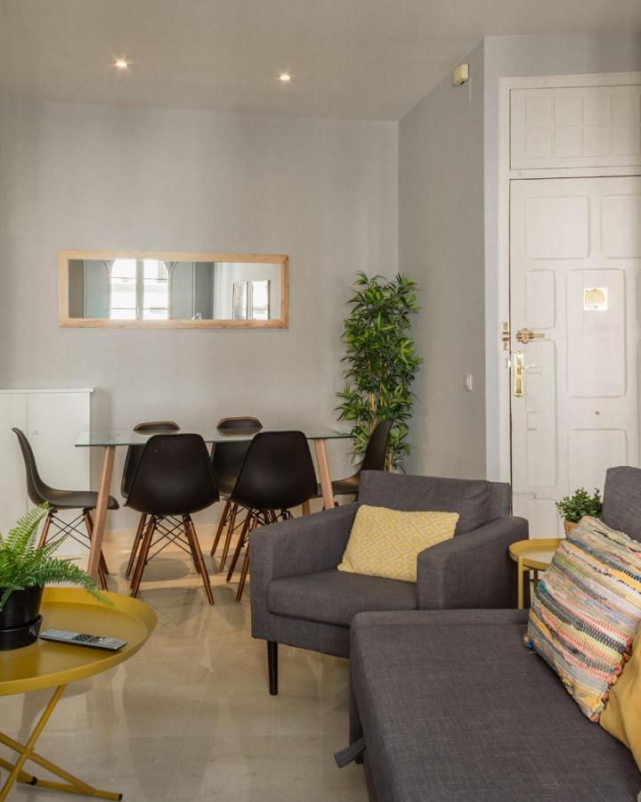 Centriko Conteros Apartment Seville Exterior photo